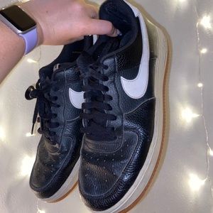 MEN’S NIKE AIR FORCE ONES